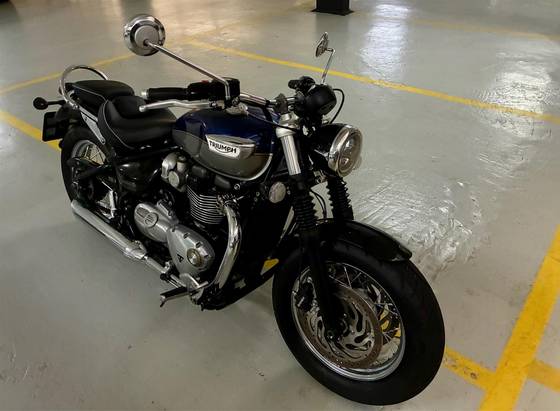 TRIUMPH BONNEVILLE SPEEDMASTER TRIUMPH BONNEVILLE SPEEDMASTER